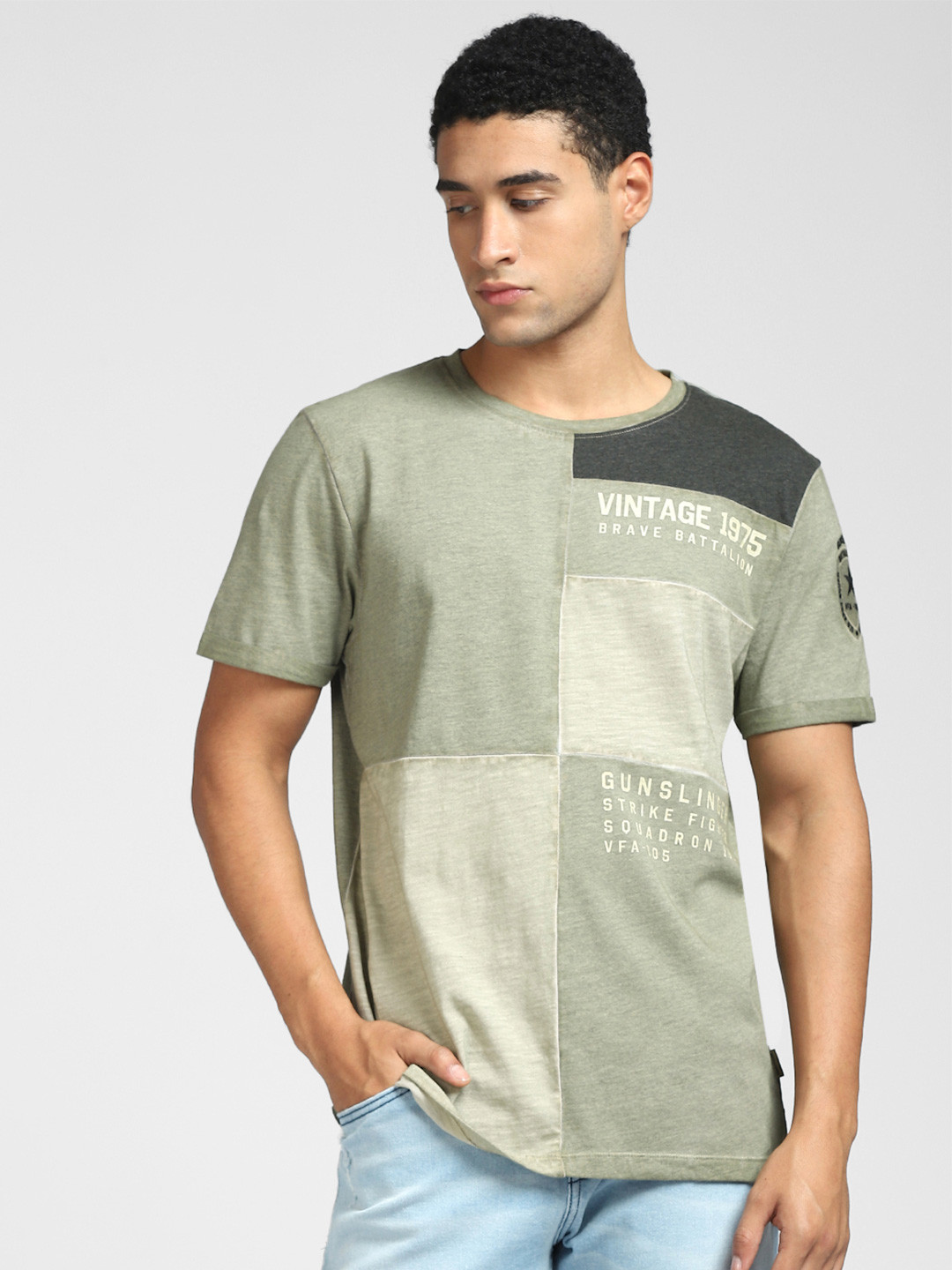 Buy Jack & Jones Men Green & Overcast Henley Neck Applique T Shirt 