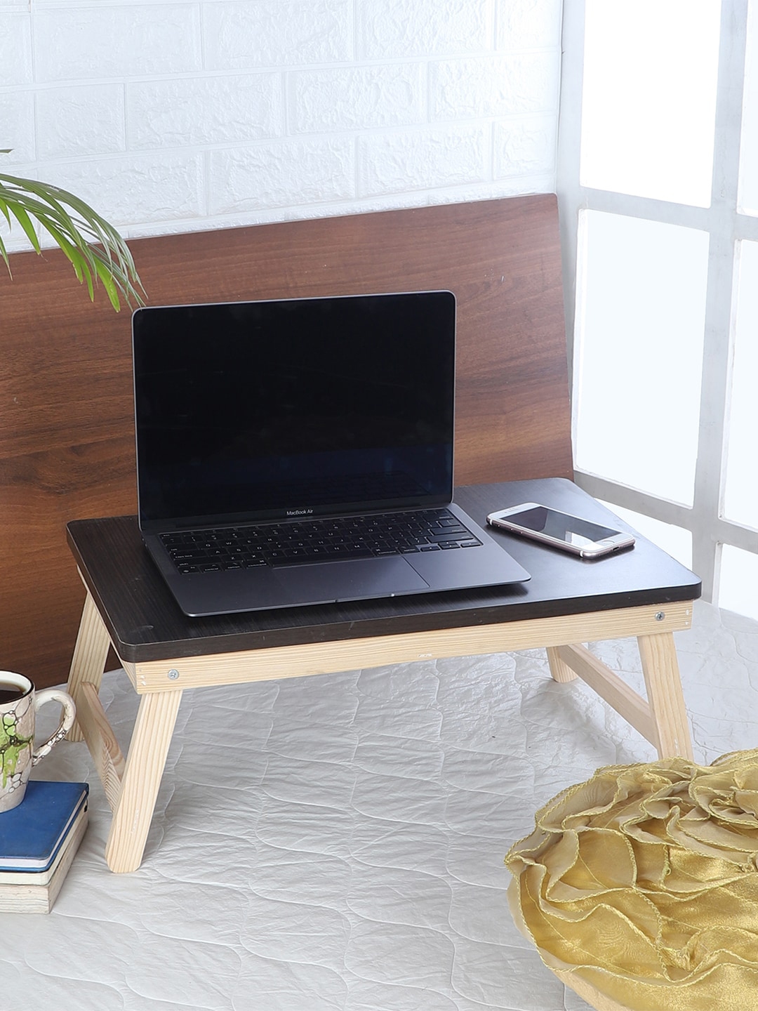 Cdi Coffee Brown Textured Laptop Table