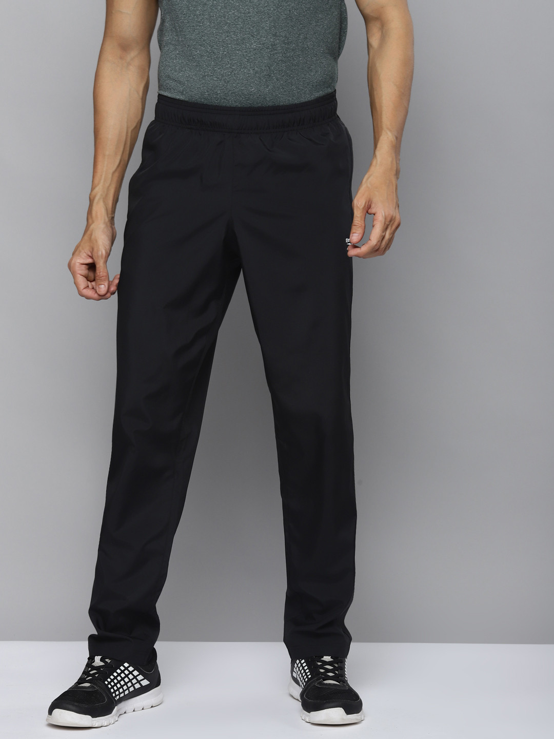 Reebok Men Black Training Essentials Woven Ultralite Track Pants
