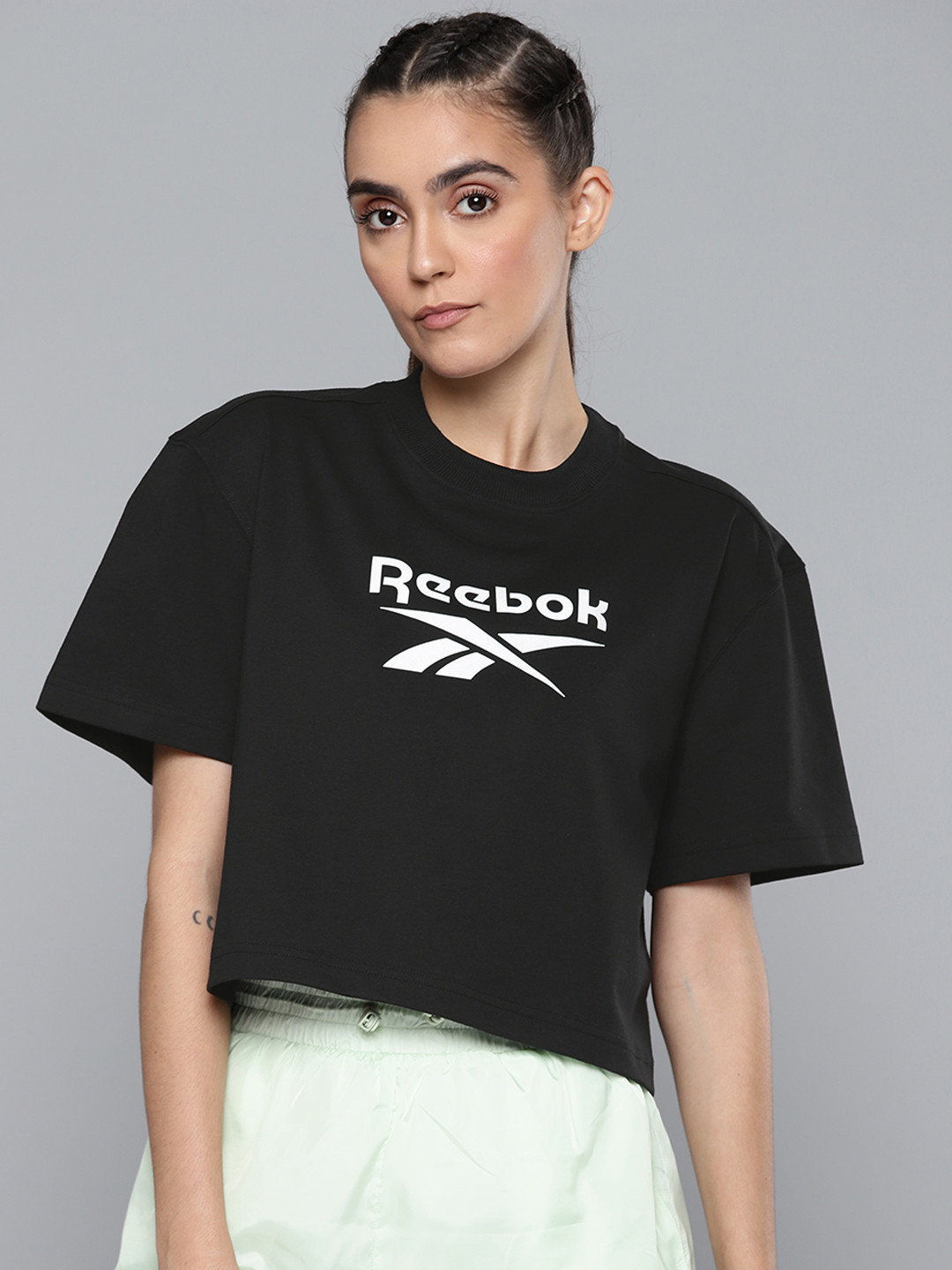 Reebok Classic Women Black & White PF Big Logo Cropped T-shirt