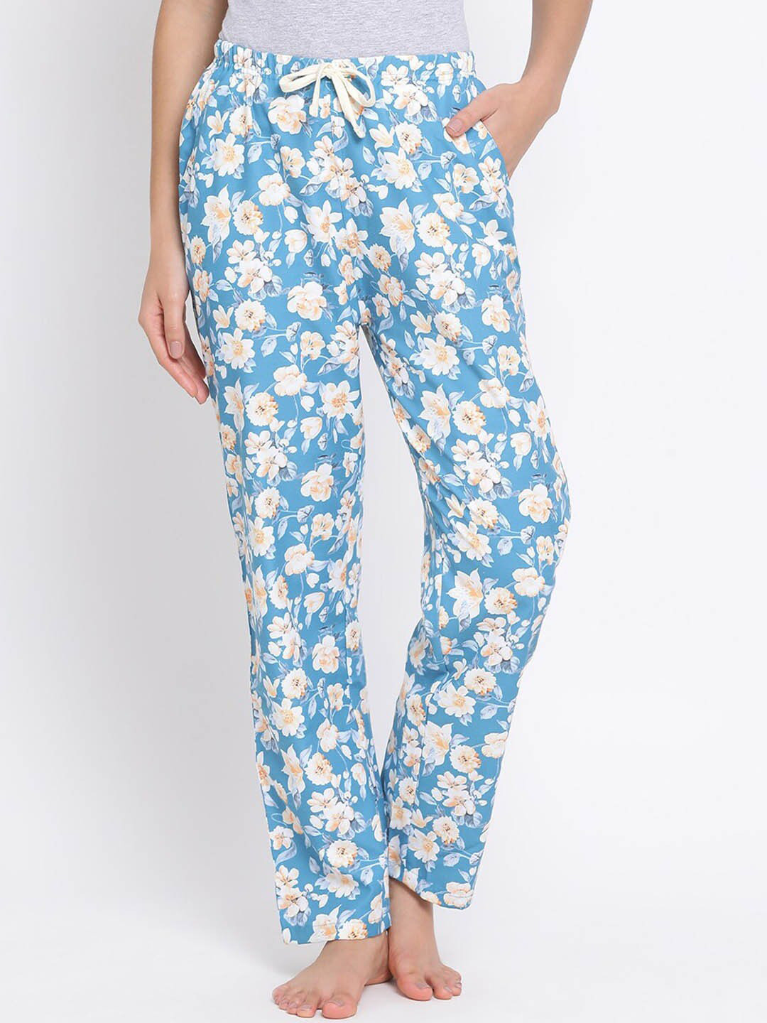 Kanvin Women Blue & White Printed Lounge Pant