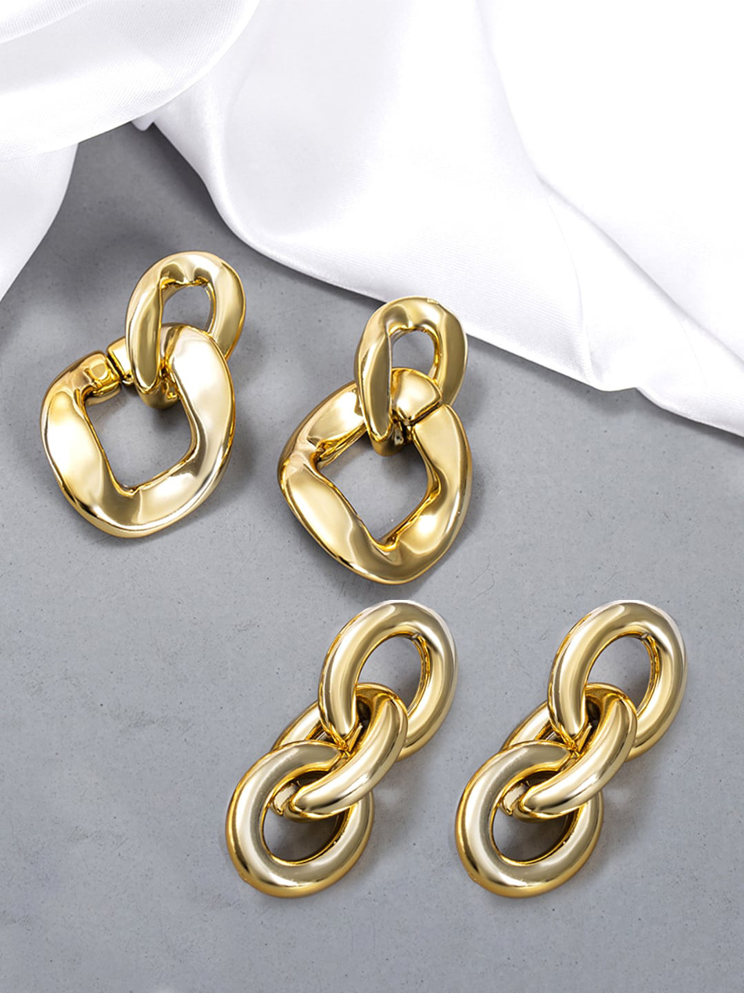 Yellow Chimes Gold Plated Set of 2 Geometric Design Circle Chain Drop Earrings