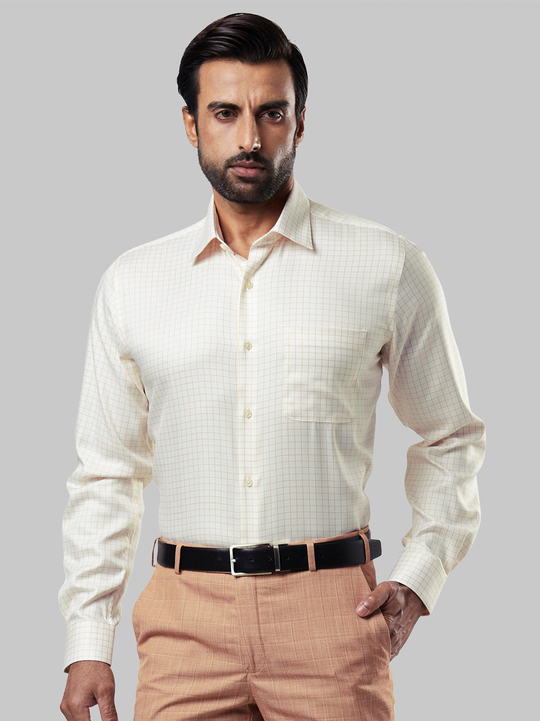 Raymond Men Yellow Regular Fit Checked Cotton Casual Shirt