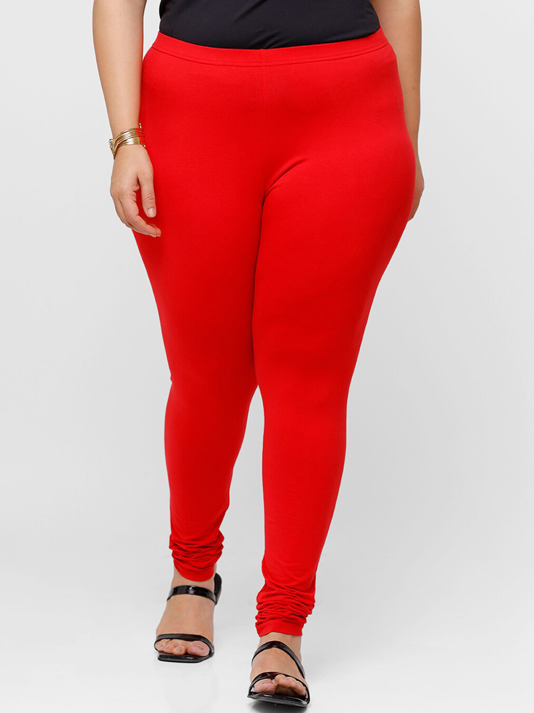 De Moza Women Red Solid Cotton Churidar-Length Leggings