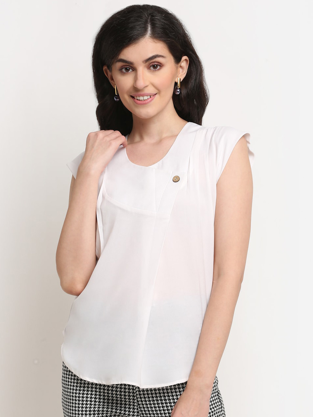 La Zoire White Georgette Cap Sleeves Top