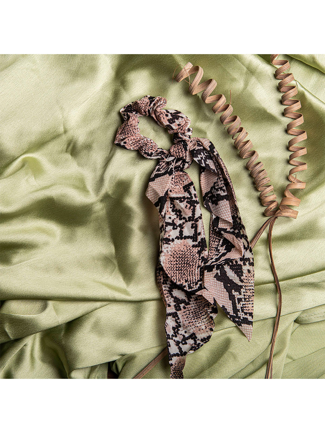 Jewelz Women Brown & Black Printed Ponytail Holder