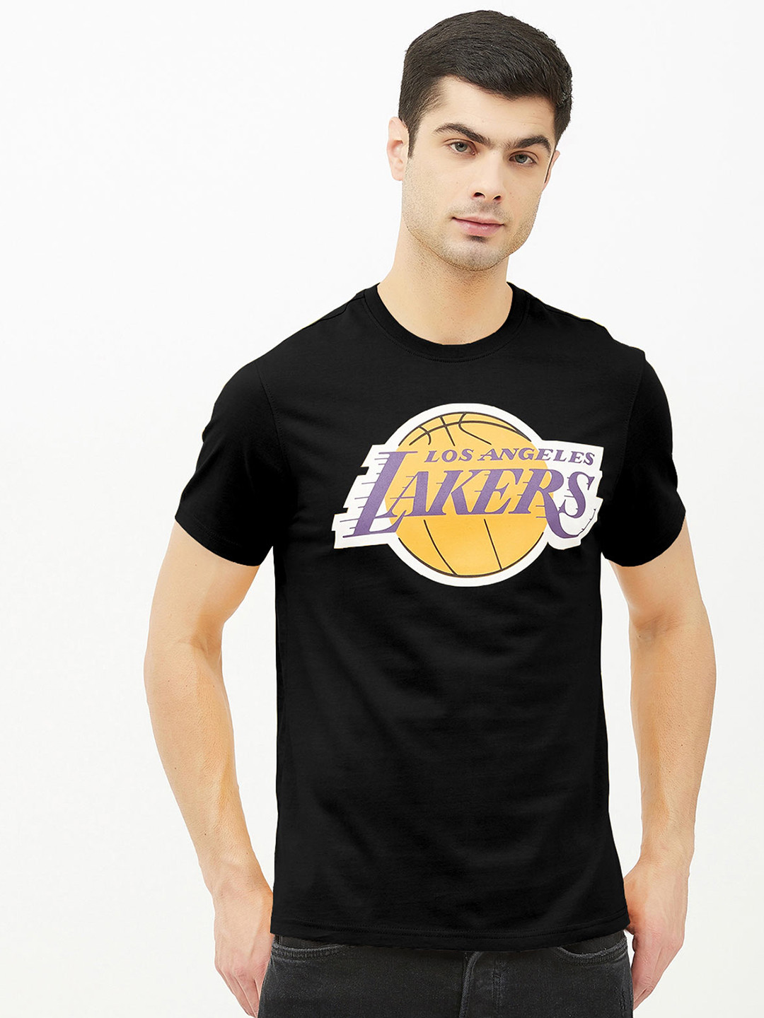 NBA Men Black & Yellow Los Angeles Lakers Classic Crest T-Shirt