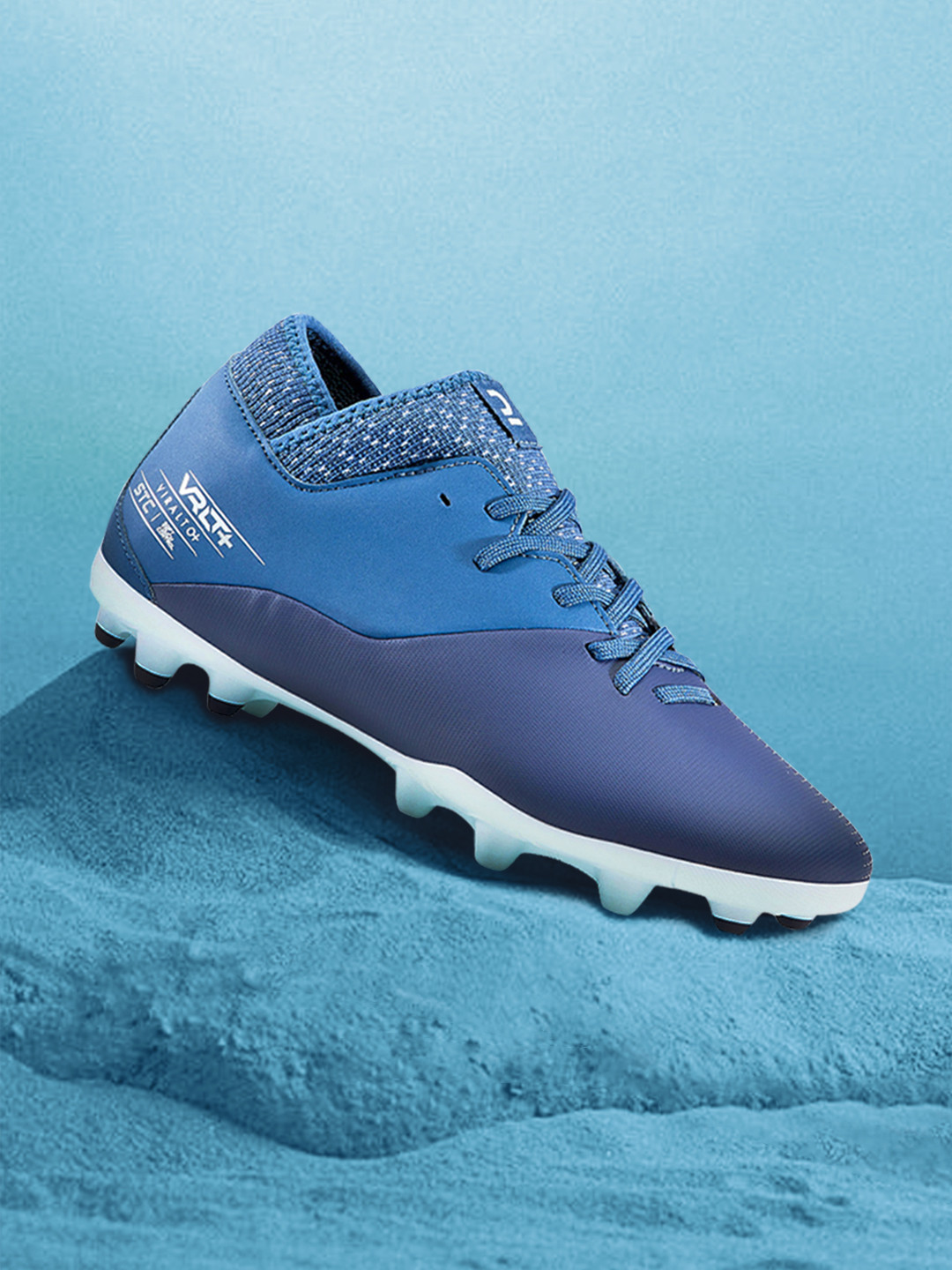 Decathlon Women Blue Textile Football Non-Marking Shoes