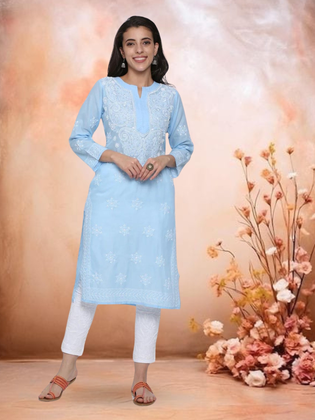 PARAMOUNT CHIKAN Women Blue Paisley Chikankari Embroidered Pure Cotton Kurta