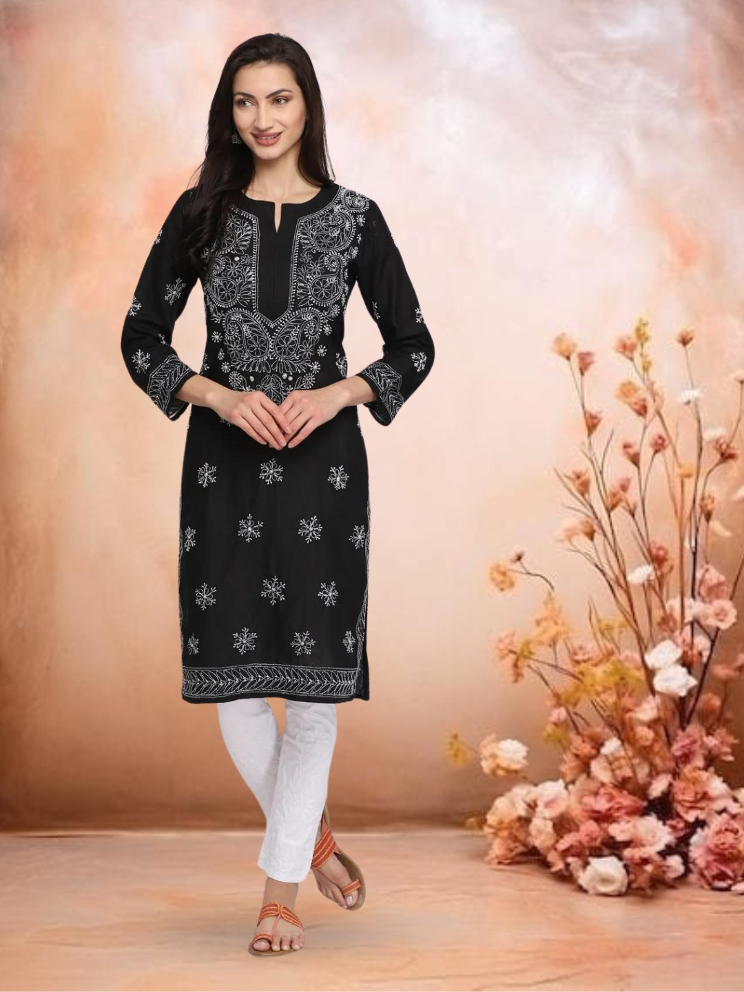 PARAMOUNT CHIKAN Women Black Ethnic Motifs Embroidered Pure Cotton Chikankari Kurta