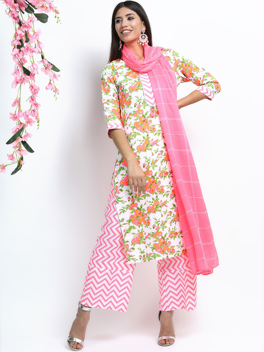 Vishudh Women Off White Floral Printed Gotta Patti Kurta with Palazzos & With Dupatta