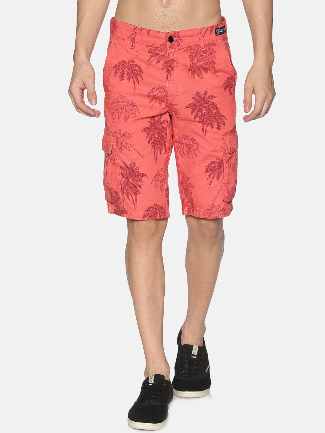 KULTPRIT Men Peach-Coloured Floral Printed Regular Fit Cargo Shorts