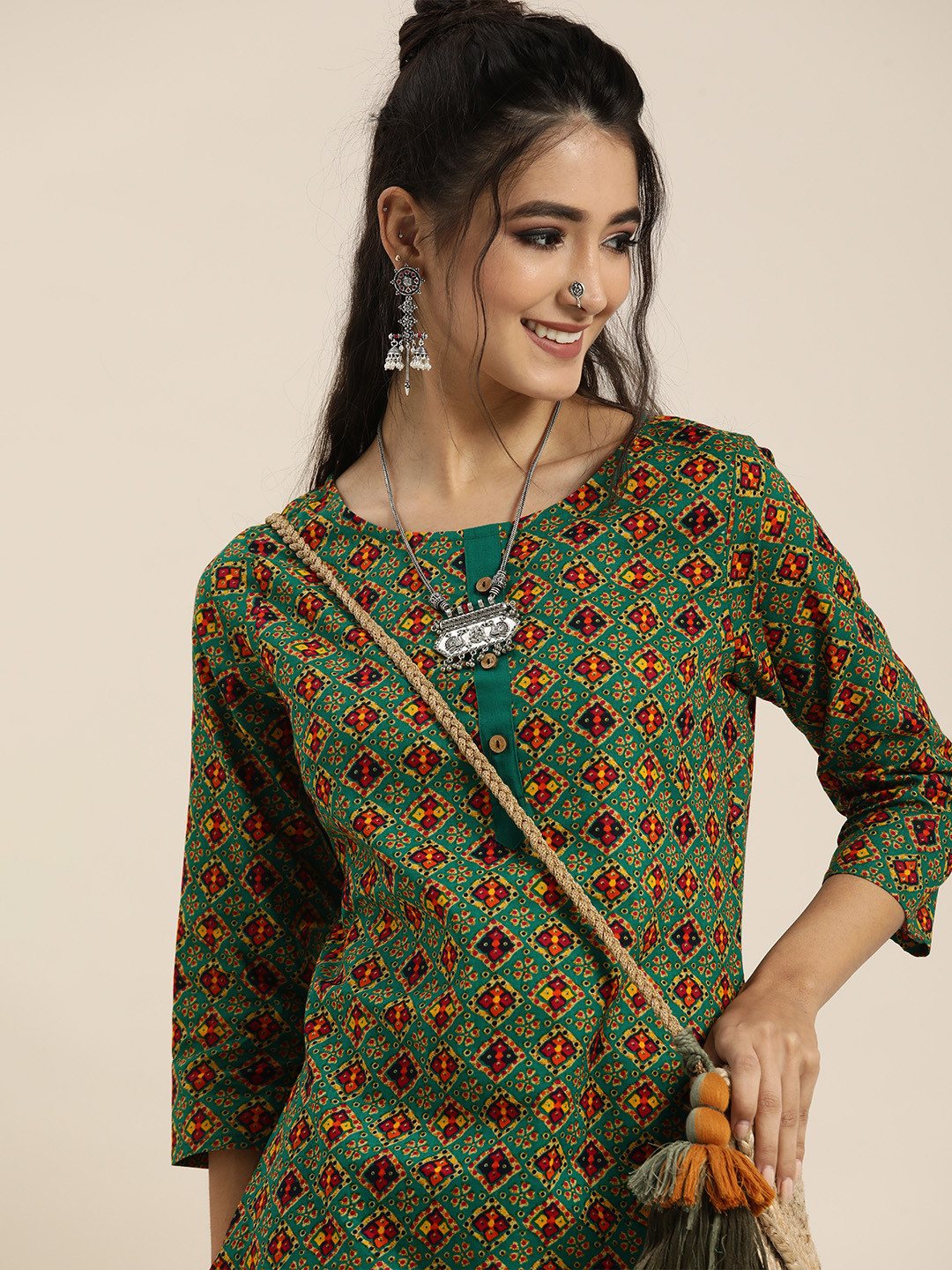 Sangria Women Green & Maroon Bandhani Print Kurta