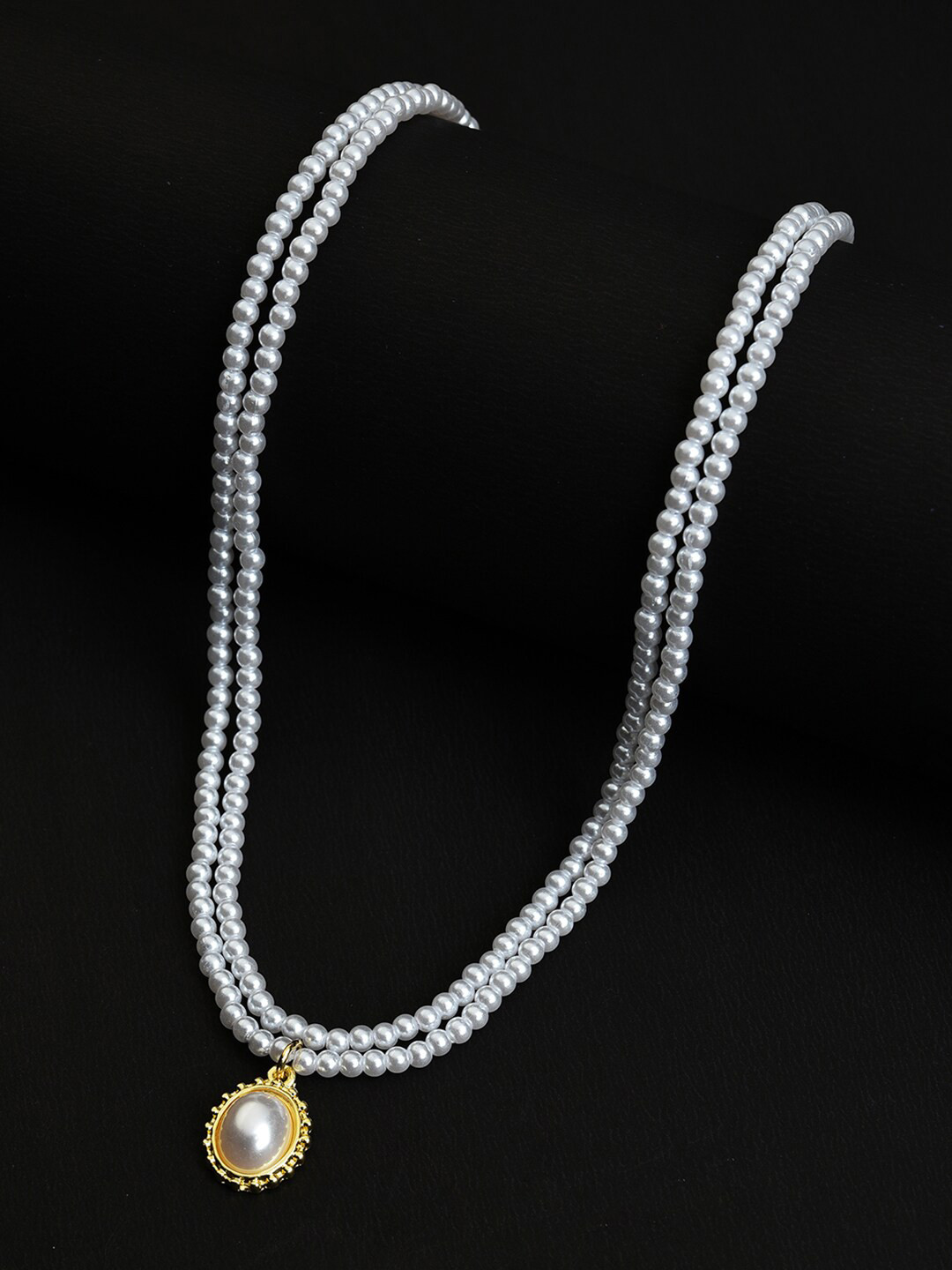 SOHI White & Gold-Toned Brass Gold-Plated Chain
