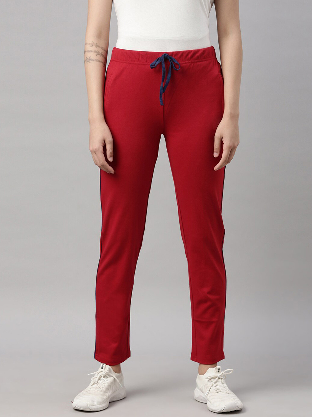 GOLDSTROMS Women Red Solid Relaxed-Fit Track Pant