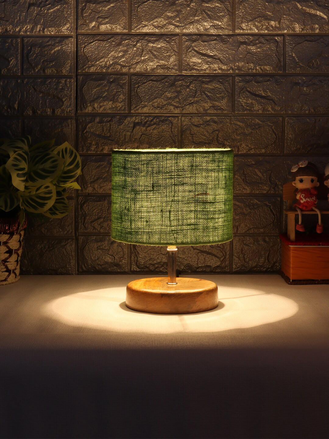 Devansh Green Traditional Table Lamp With Jute Shade