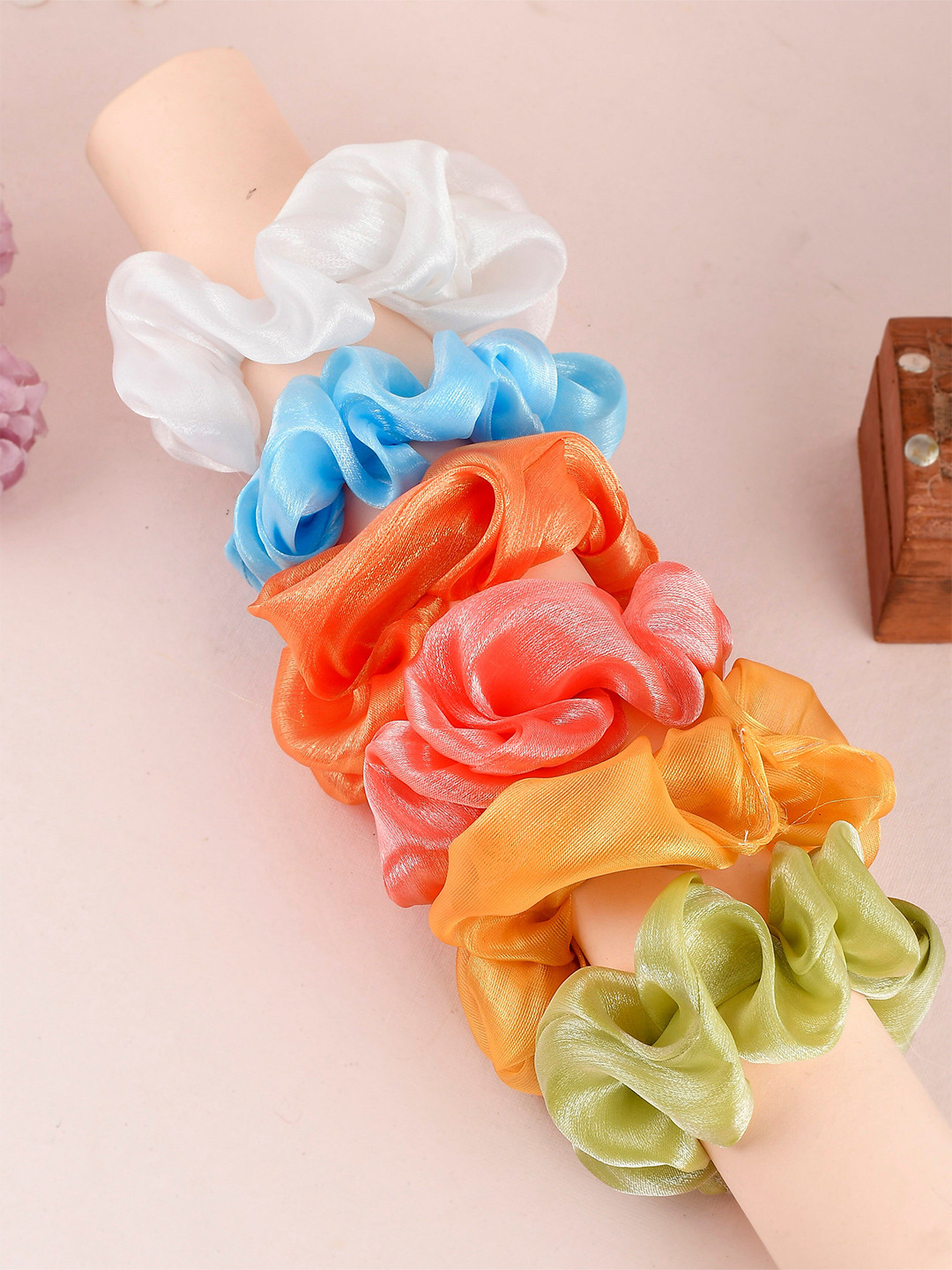 Silvermerc Designs Women Multi Color Set Of 6 Ponytail Holders