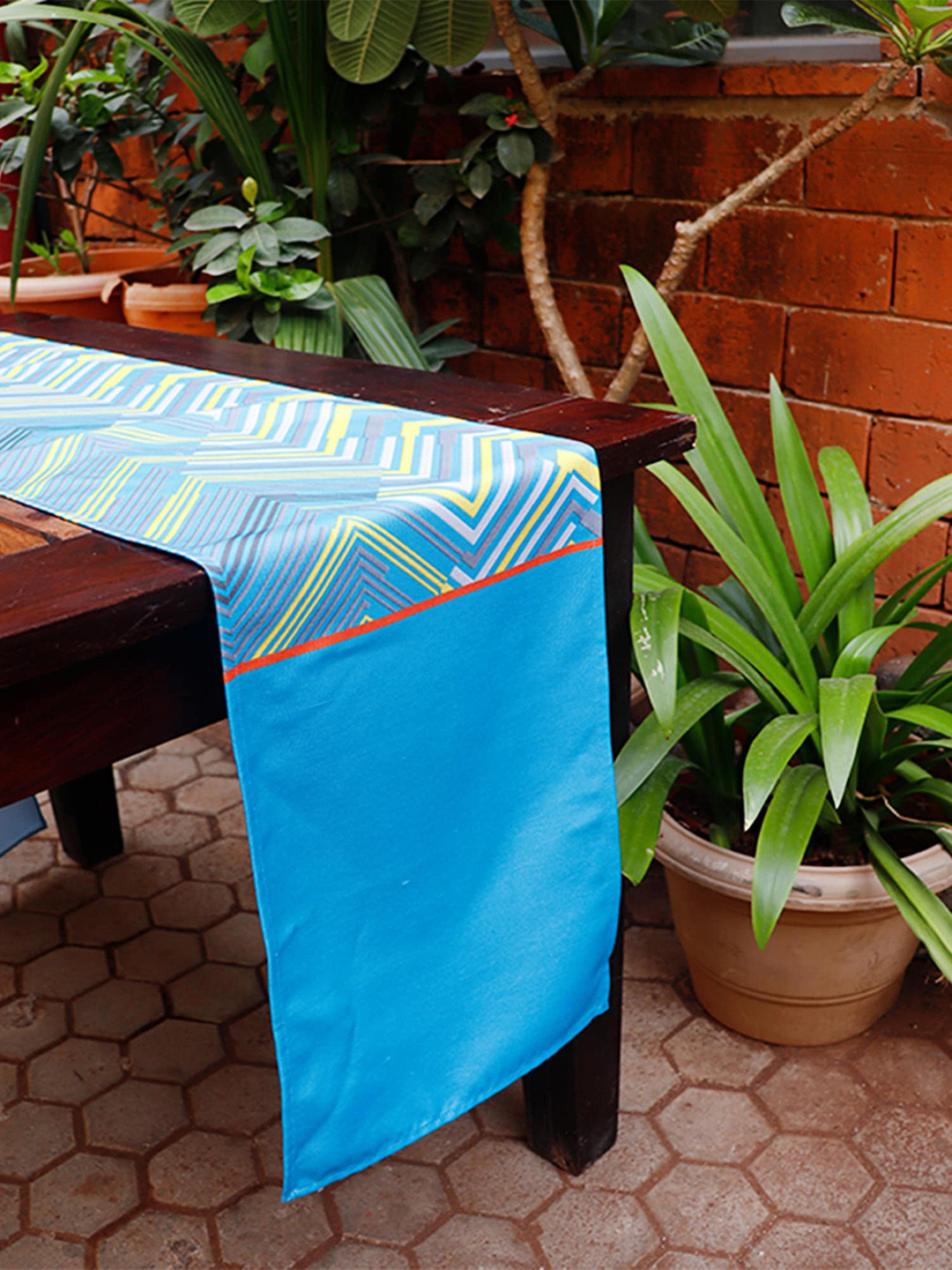 ZEBA Blue & Yellow Chevron Print 6-Seater Table Runner