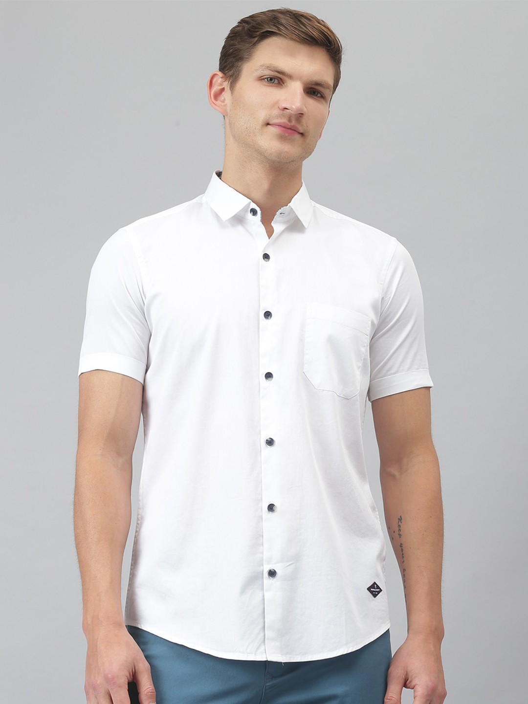 Thomas Scott Men White Slim Fit Casual  Shirt
