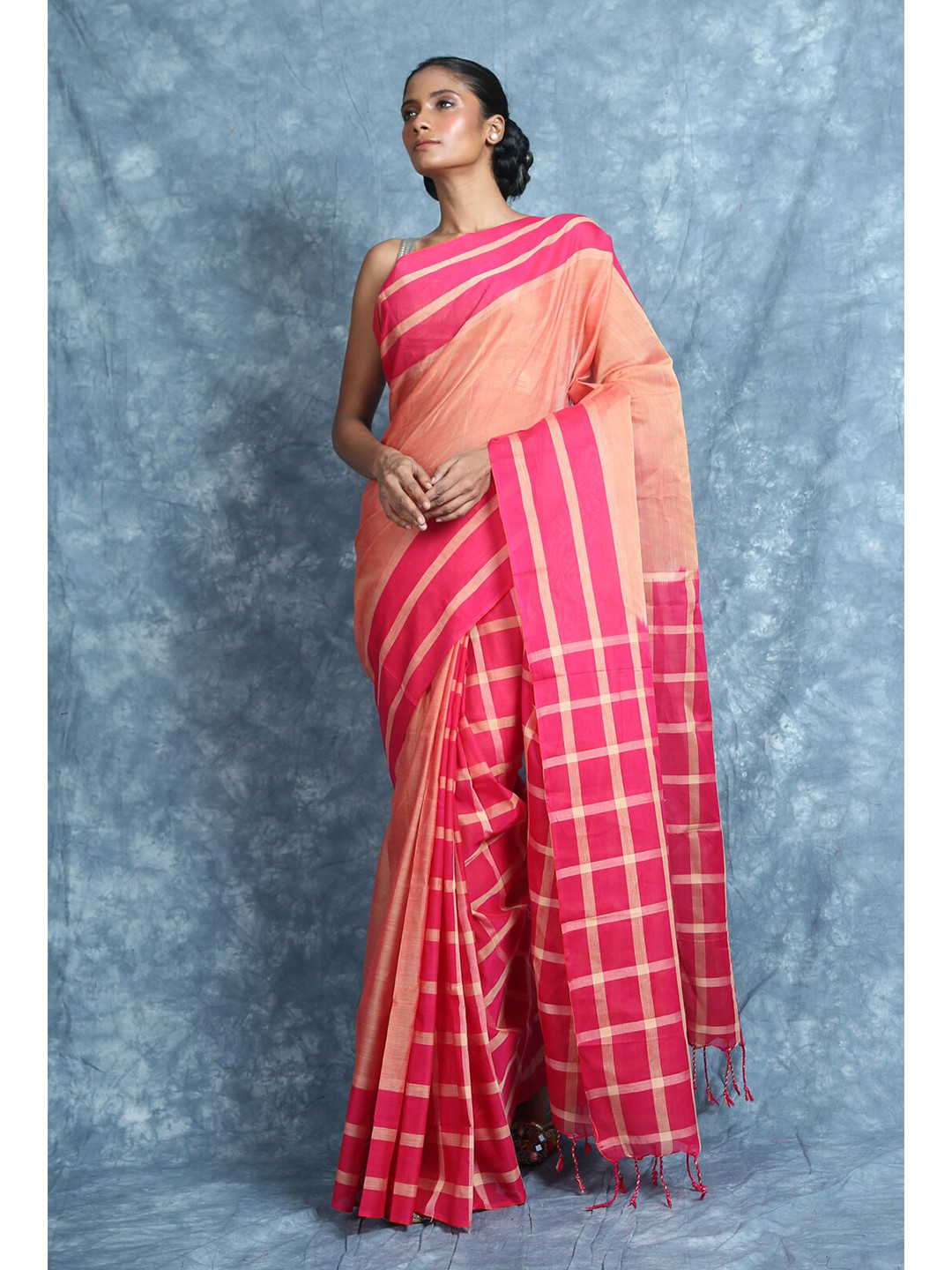 Charukriti Peach & Pink Checked Woven Design Handloom Saree