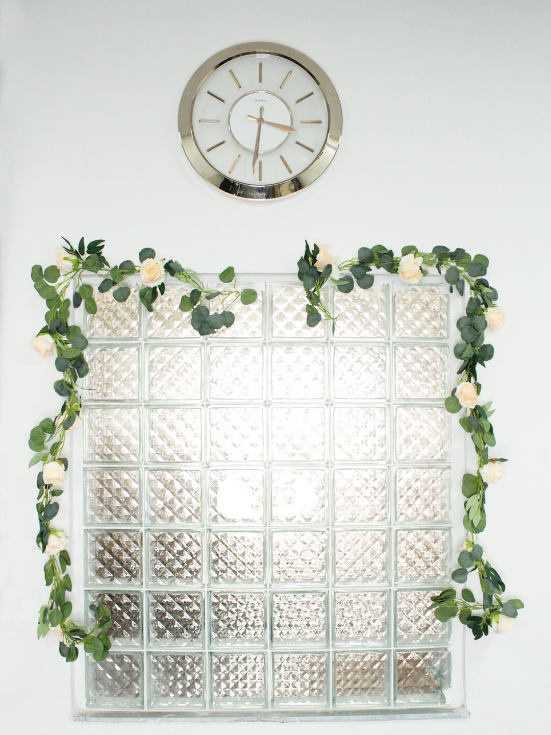 Wonderland Set Of 2 Peach & Green Artificial Rose Flower String Garden Accessory