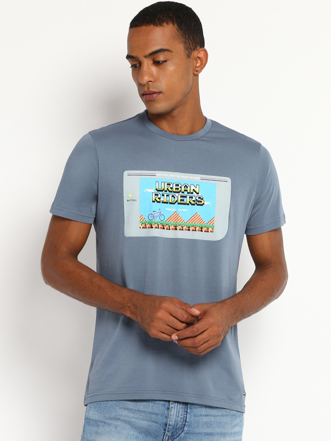 Lee Men Stone Blue Typography Printed Applique Slim Fit T-shirt