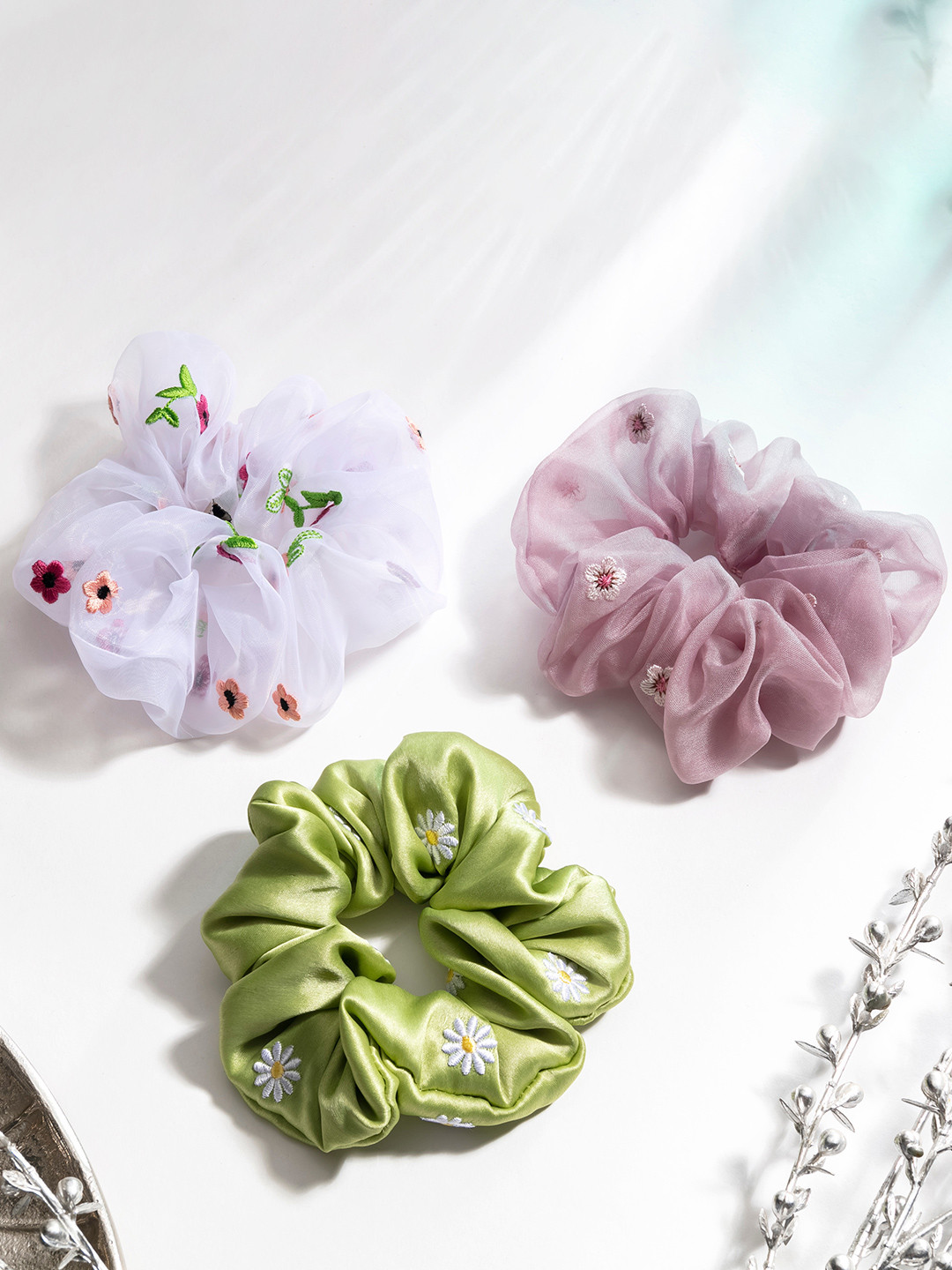 MASQ Women Green & White Set of 3 Hair Accessory Set