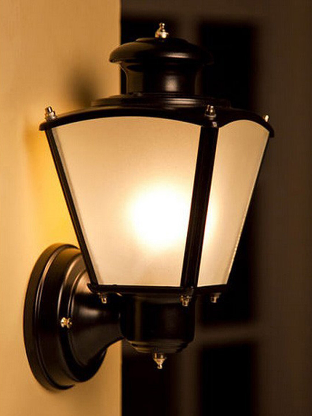 Fos Lighting Black Classic Small Outdoor Wall Light