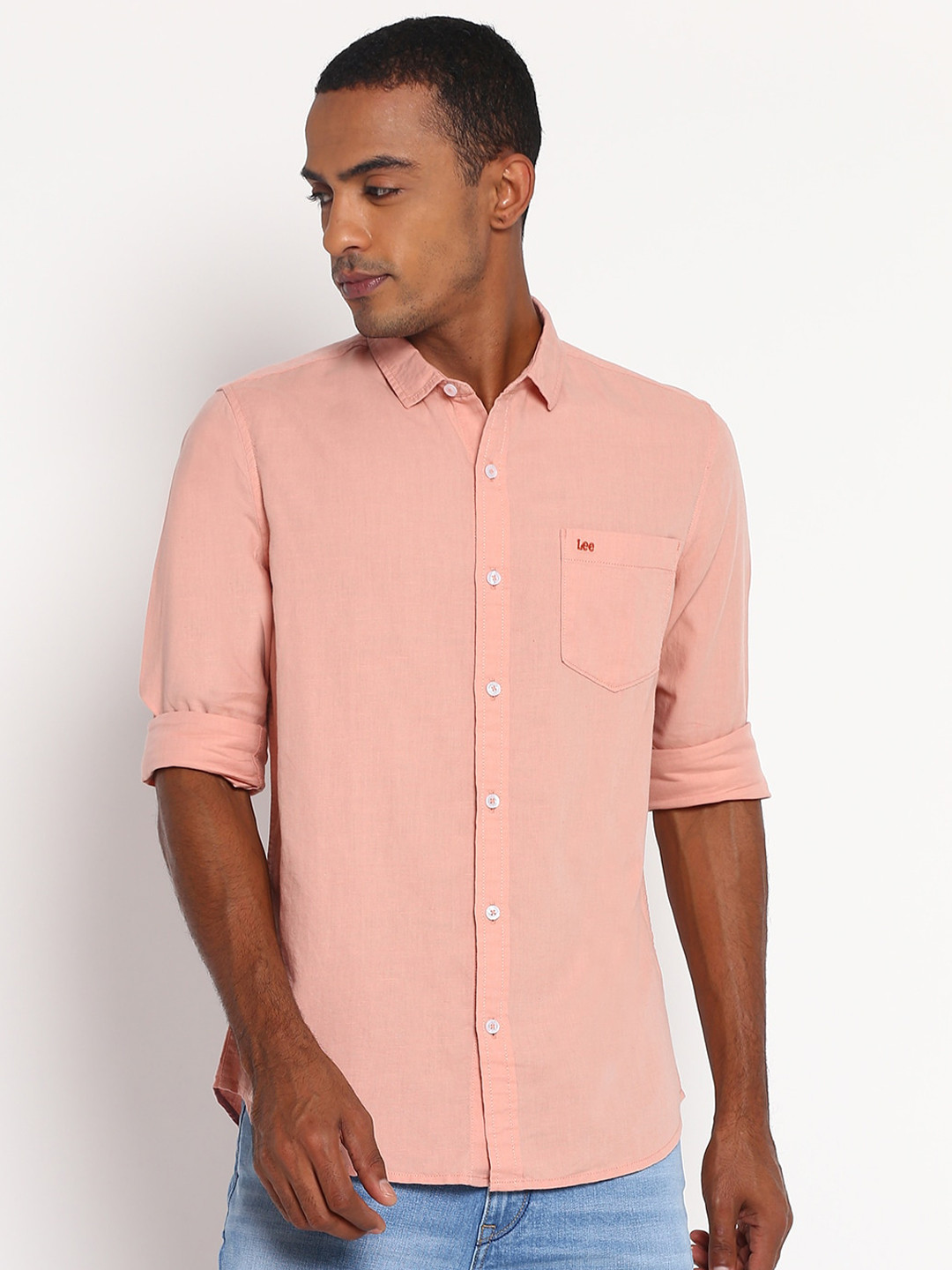 Lee Men Peach-Coloured Classic Slim Fit Casual Shirt
