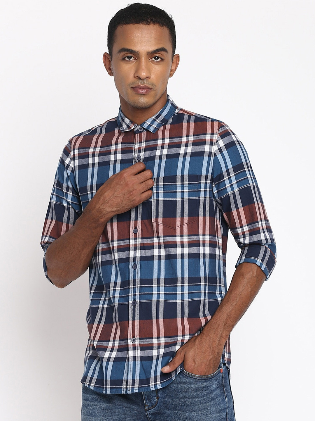 Lee Men Blue & Rust Classic Slim Fit Checked Cotton Casual Shirt