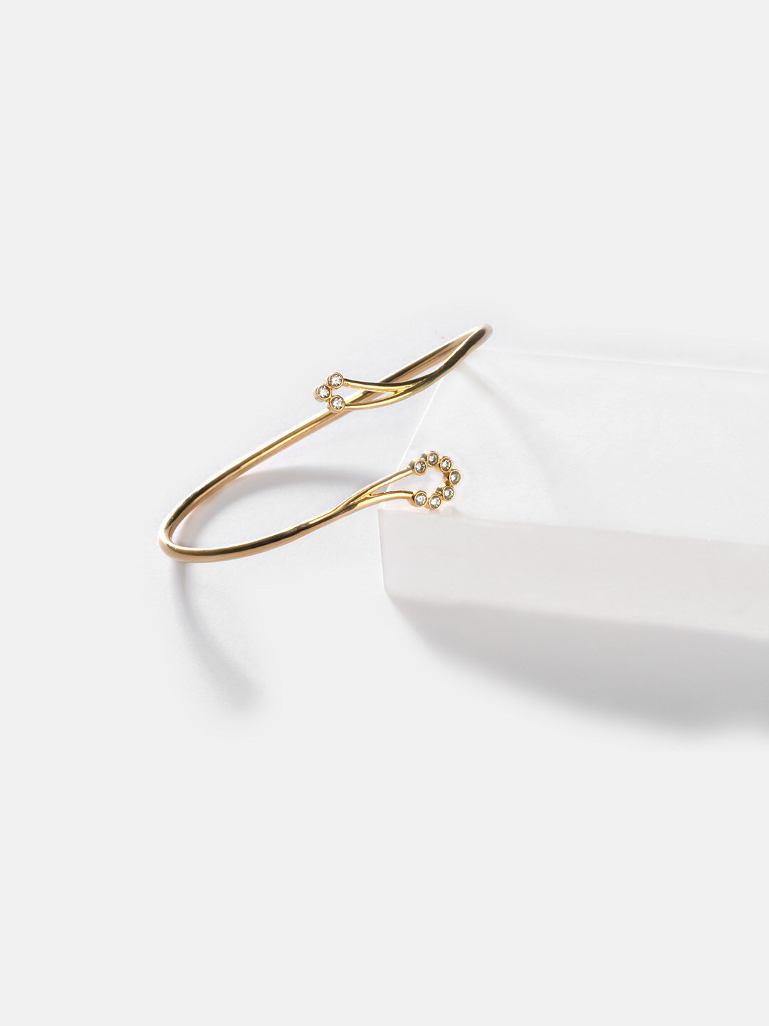 SHAYA Women Gold-Toned & White 925 Silver Gold-Plated Twinkling Stars Cuff Bracelet