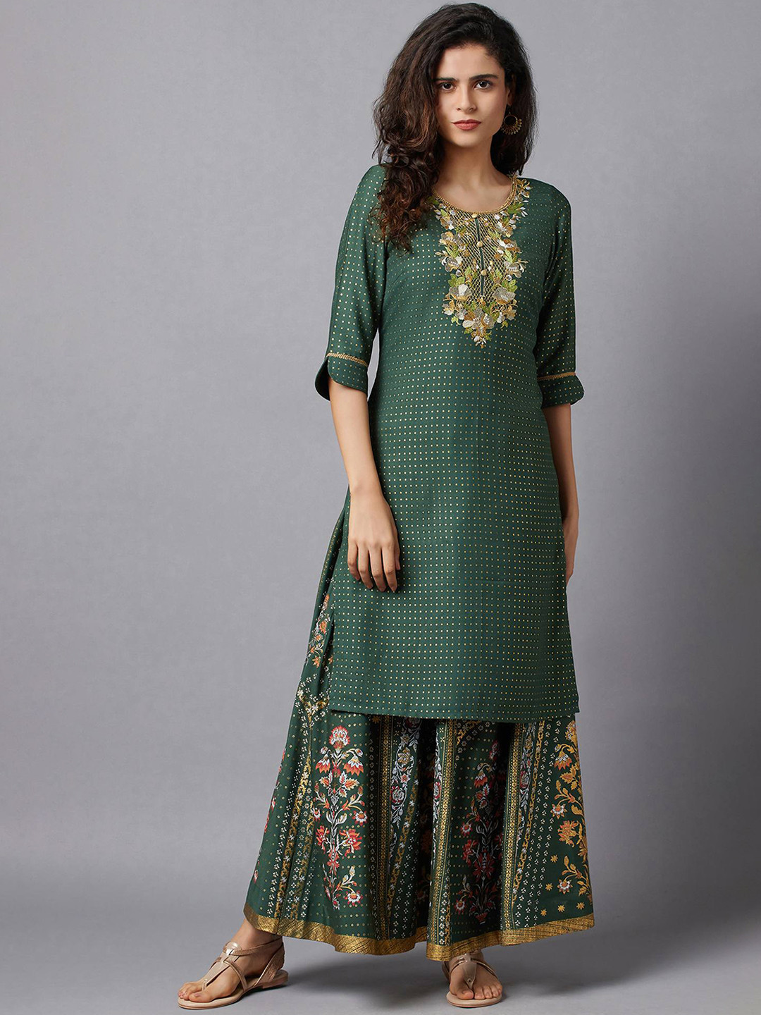 AURELIA Women Green & Golden Geometric Printed Thread Work A-line Kurta