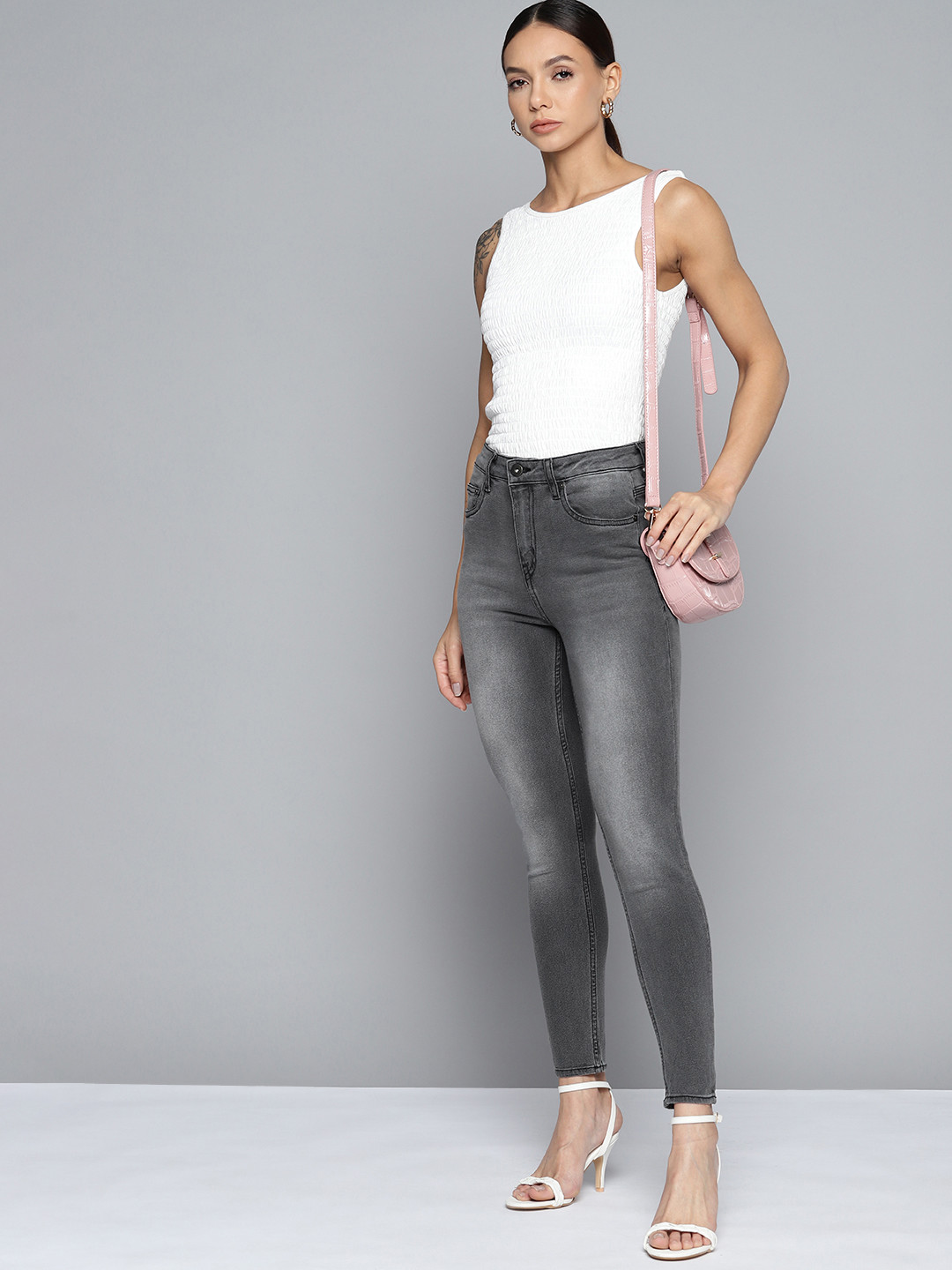 Chemistry Women Light Fade High-Rise Slim Fit Stretchable Jeans