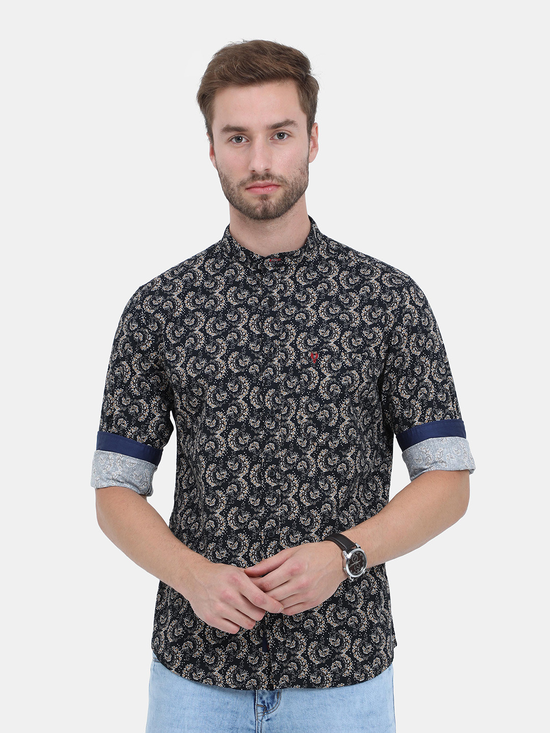 VUDU Men Black & Beige Comfort Floral Printed Cotton Casual Shirt