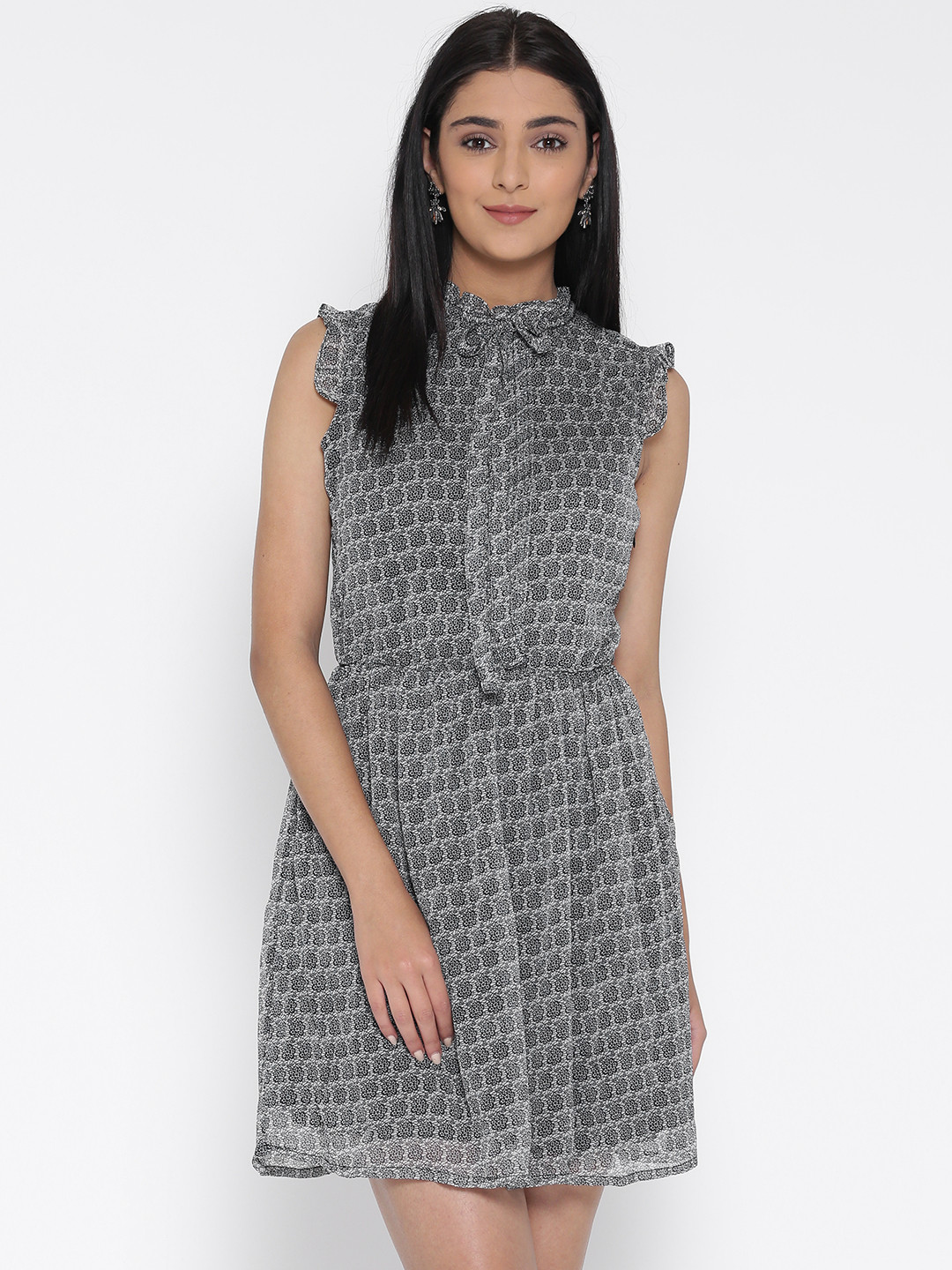 Sera Women Navy & Off-White Floral Printed Tailored Dress