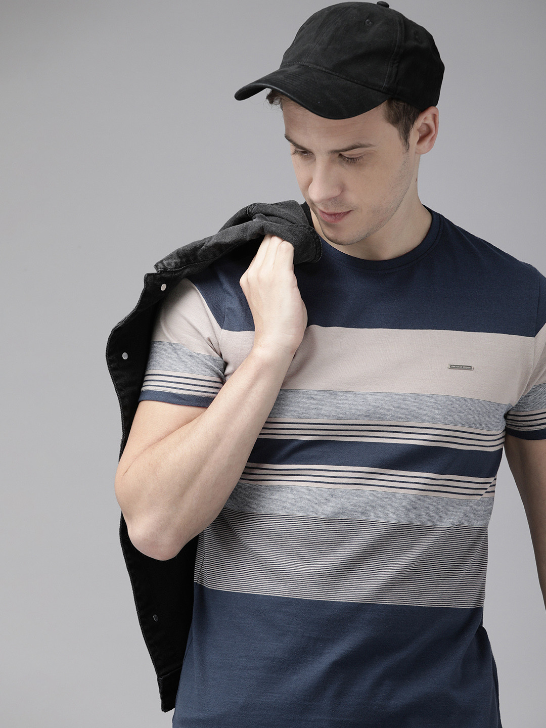 THE BEAR HOUSE Men Navy Blue & Off-White Striped Slim Fit Pure Cotton T-shirt