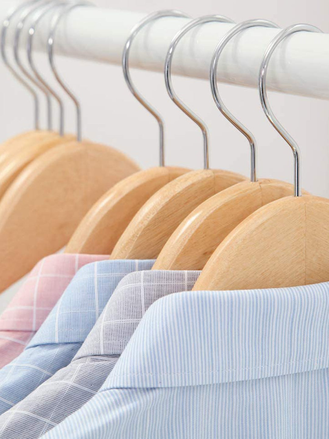 MARKET99 Pack Of 12 Khaki-Coloured Wooden Hangers