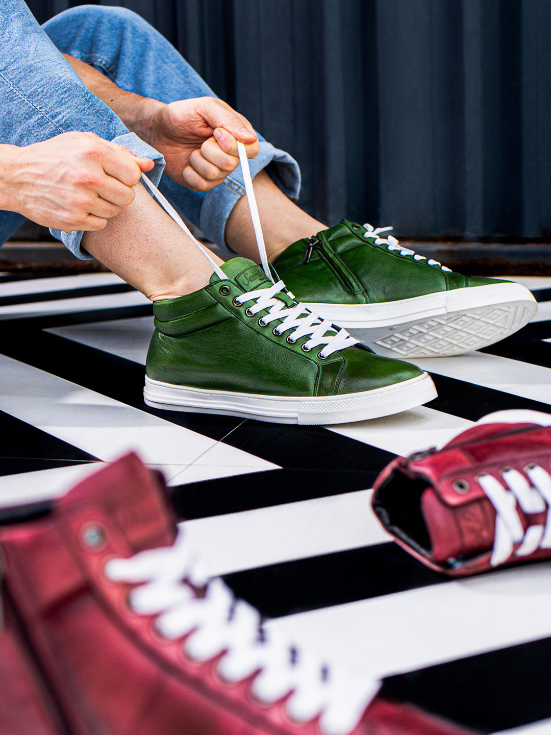 Saint G Men Green Textured Leather Sneakers