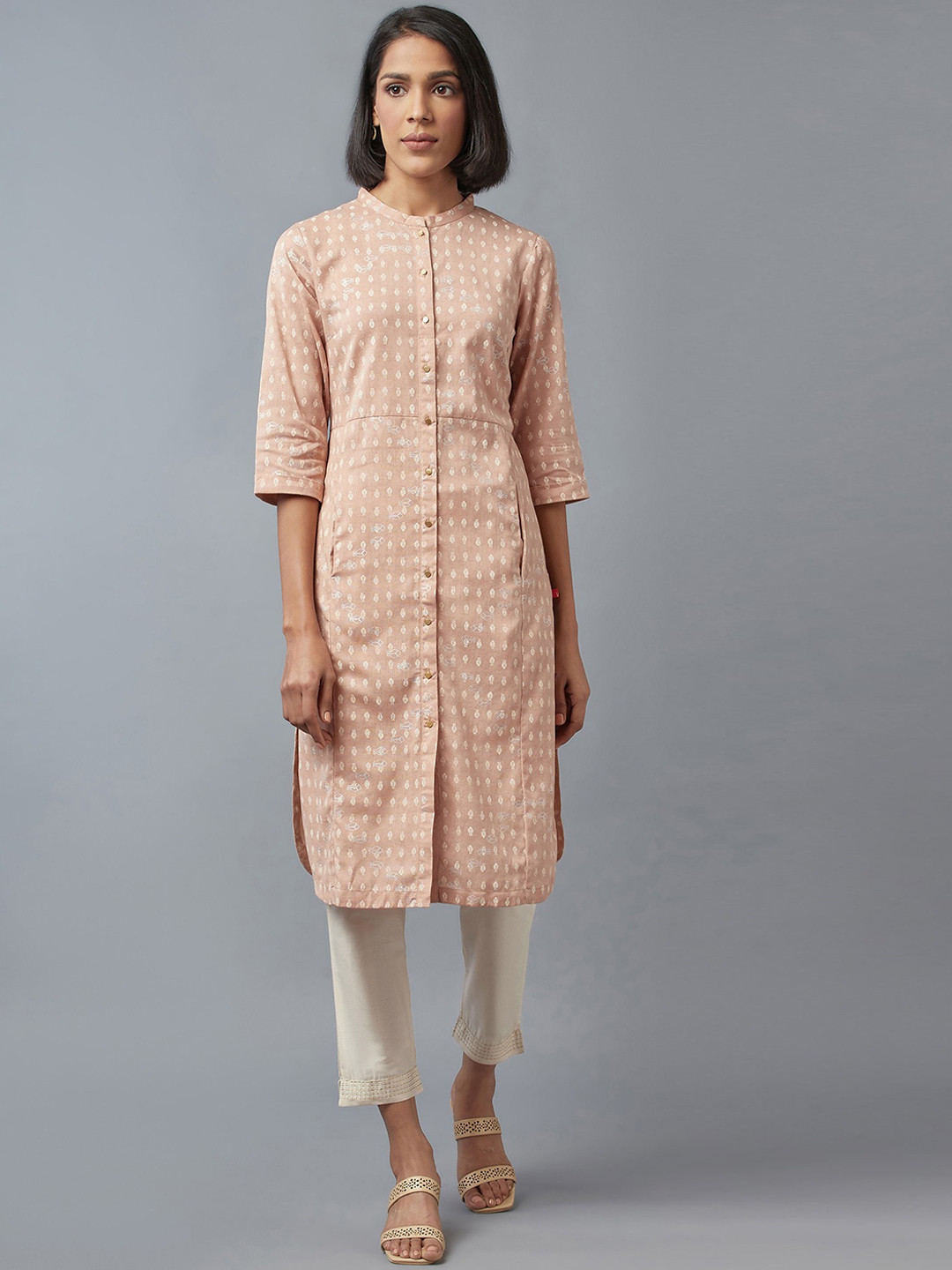 W Women Rose Ethnic Motifs Printed Kurta