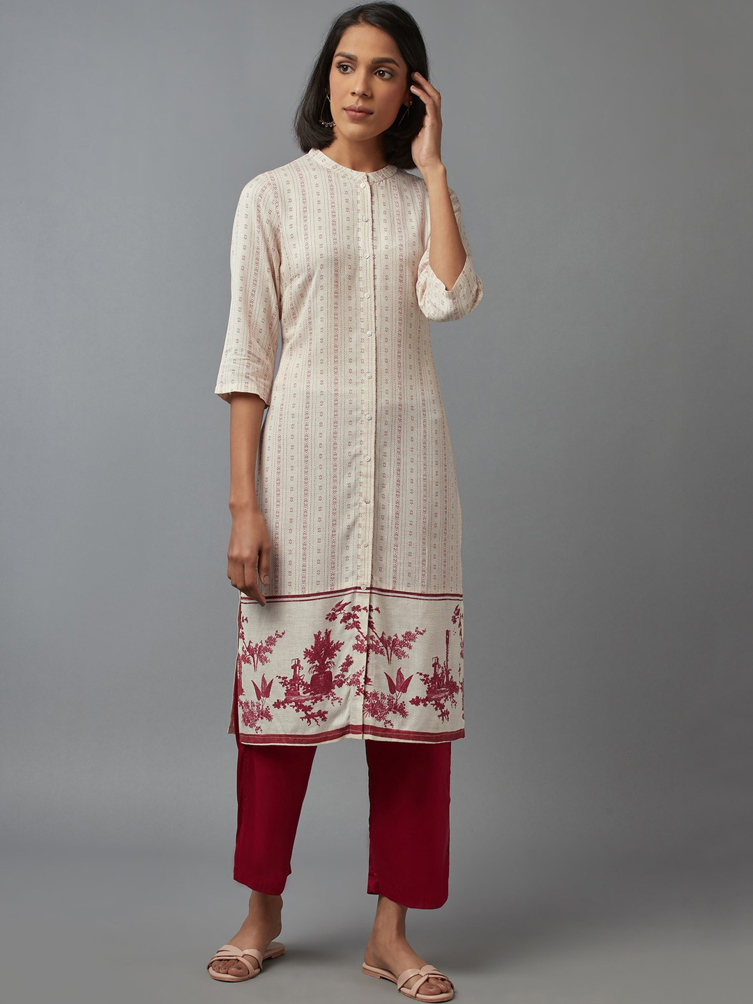 W Women Ecru Ethnic Motifs Embroidered Flared Sleeves Kurta