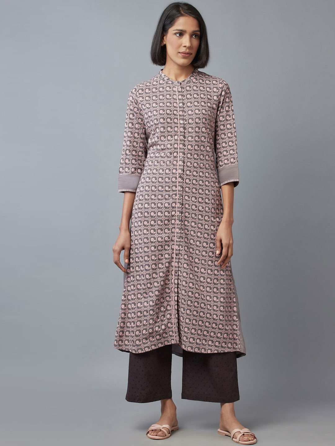 W Women Pink & Black Ethnic Motifs Printed Kurta