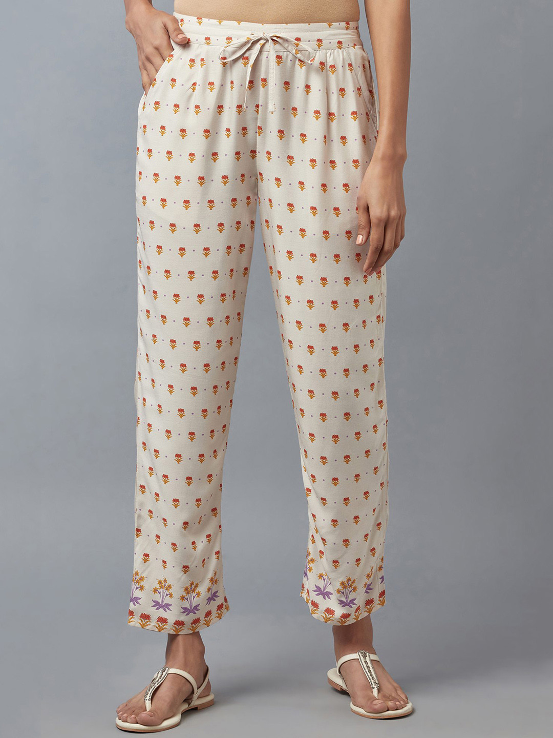 W Women White Printed Cropped Trousers