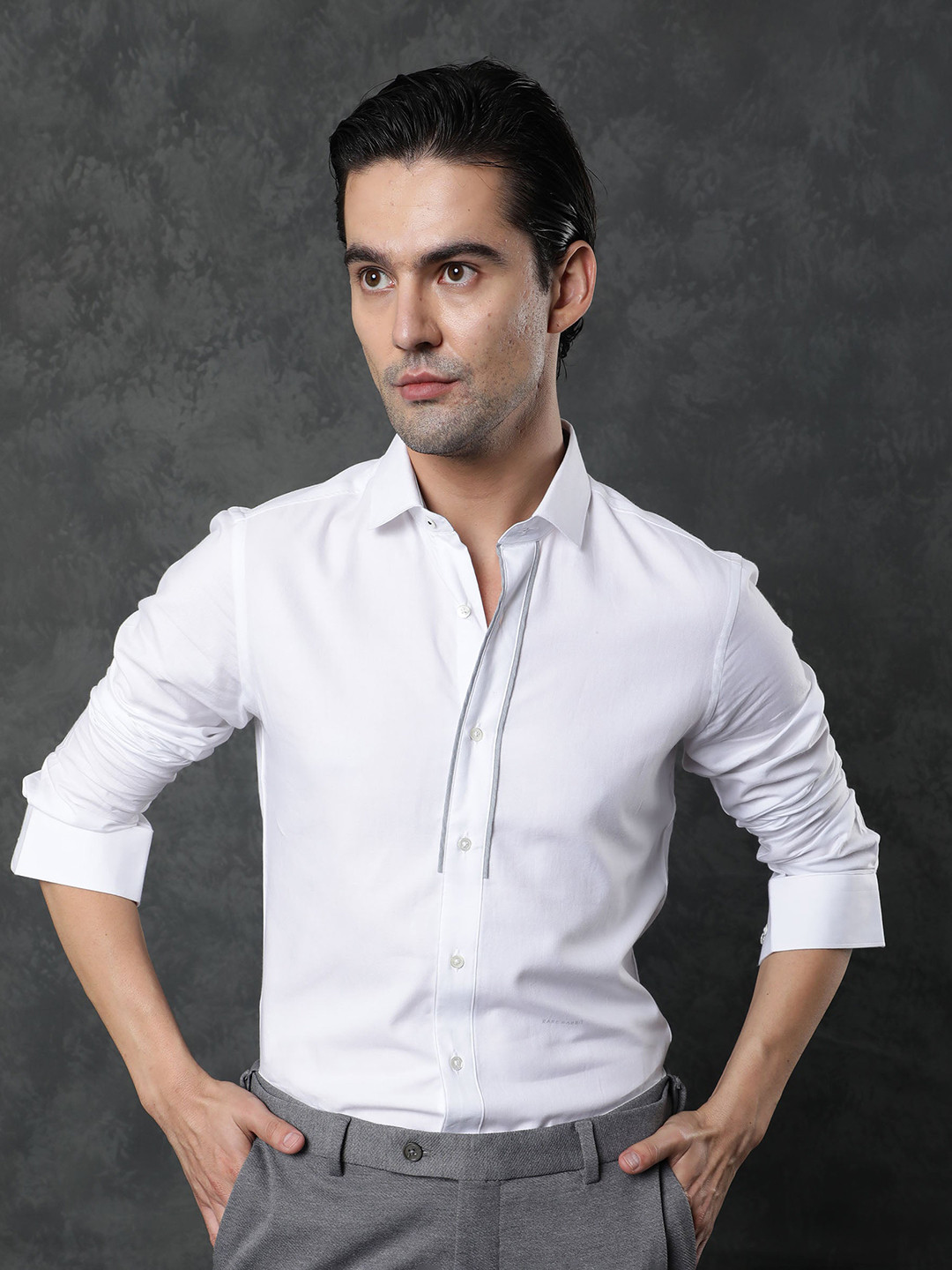 RARE RABBIT Men Cavell Solid Shirt