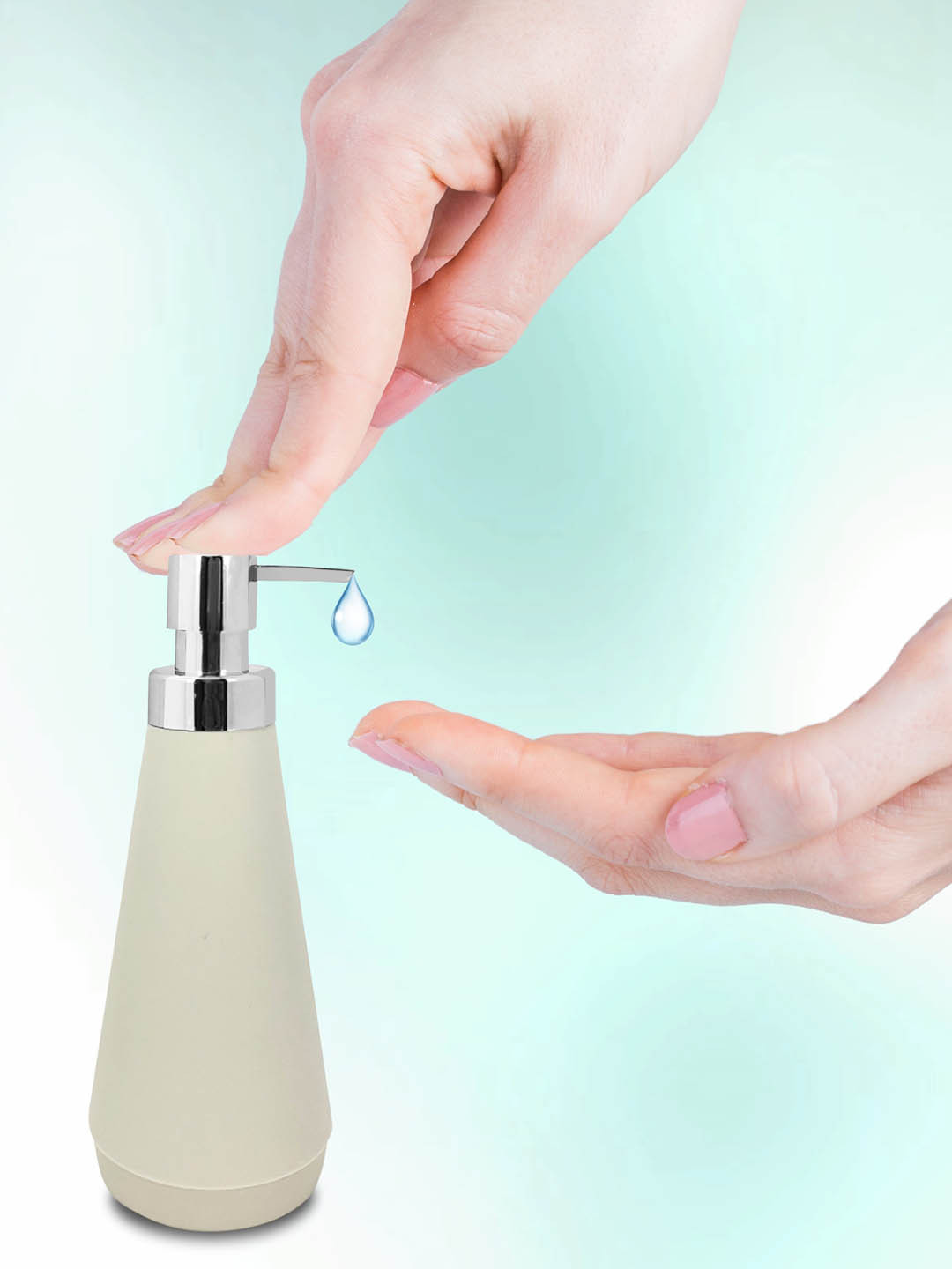 MARKET99 Cream Coloured Plastic Soap Dispenser 300ml