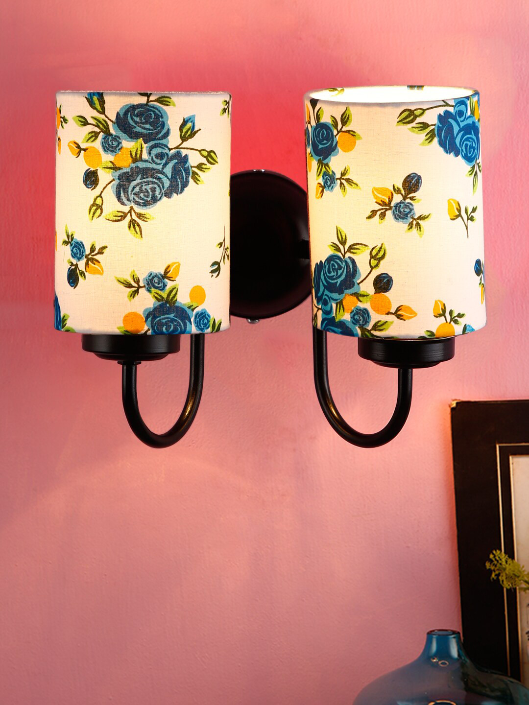 Devansh White & Black Cylindrical Shaped Wall Mounted Lamp