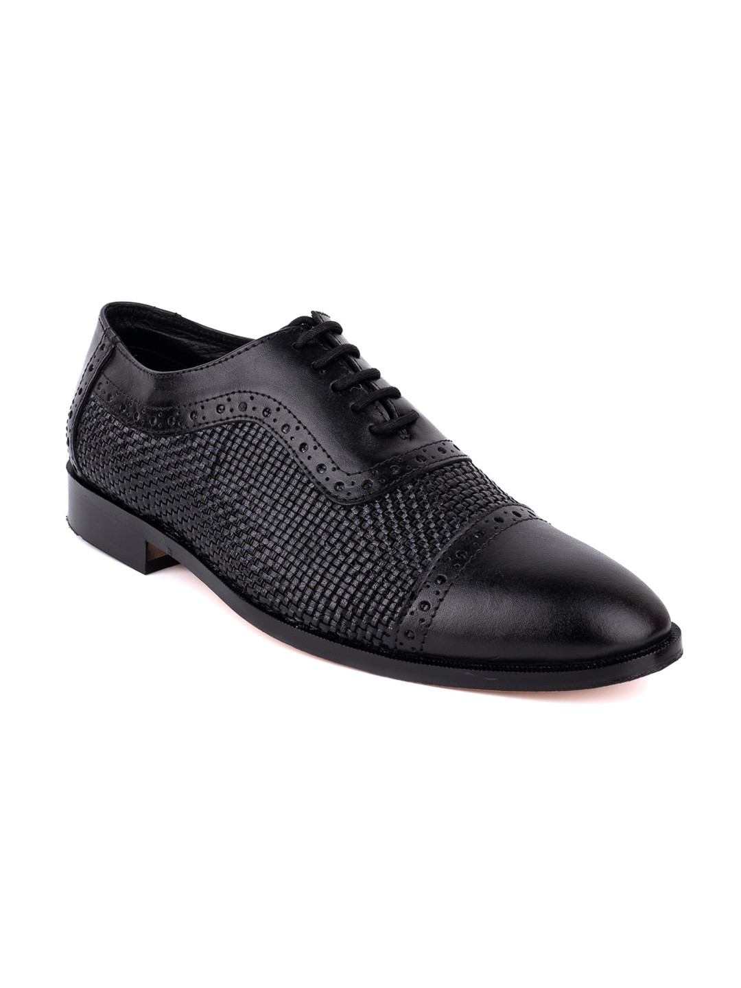 LA BOTTE Men Black Woven Design Leather Oxfords