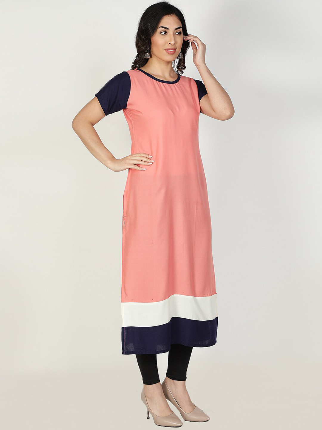Fabclub Women Peach & Navy Blue Colourblocked Straight Kurta