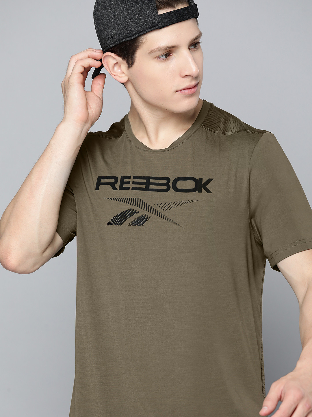 Reebok Men Olive Green TS Activchill Move Training T-shirt