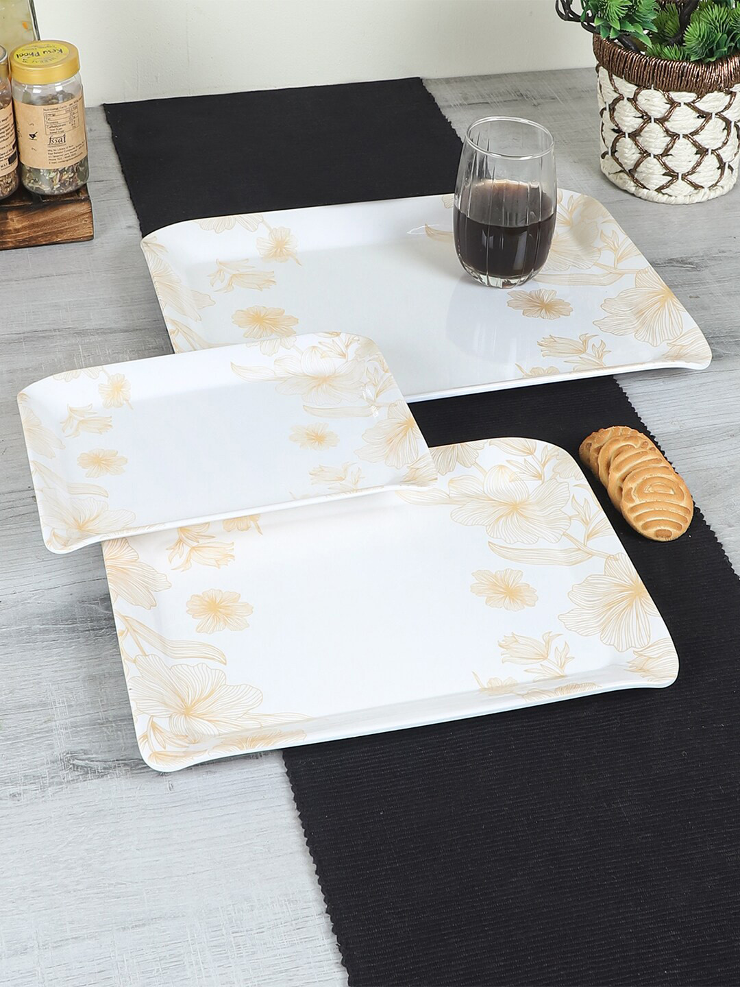 CDI Set of 3 White & Yellow Printed Melamine Tray Set