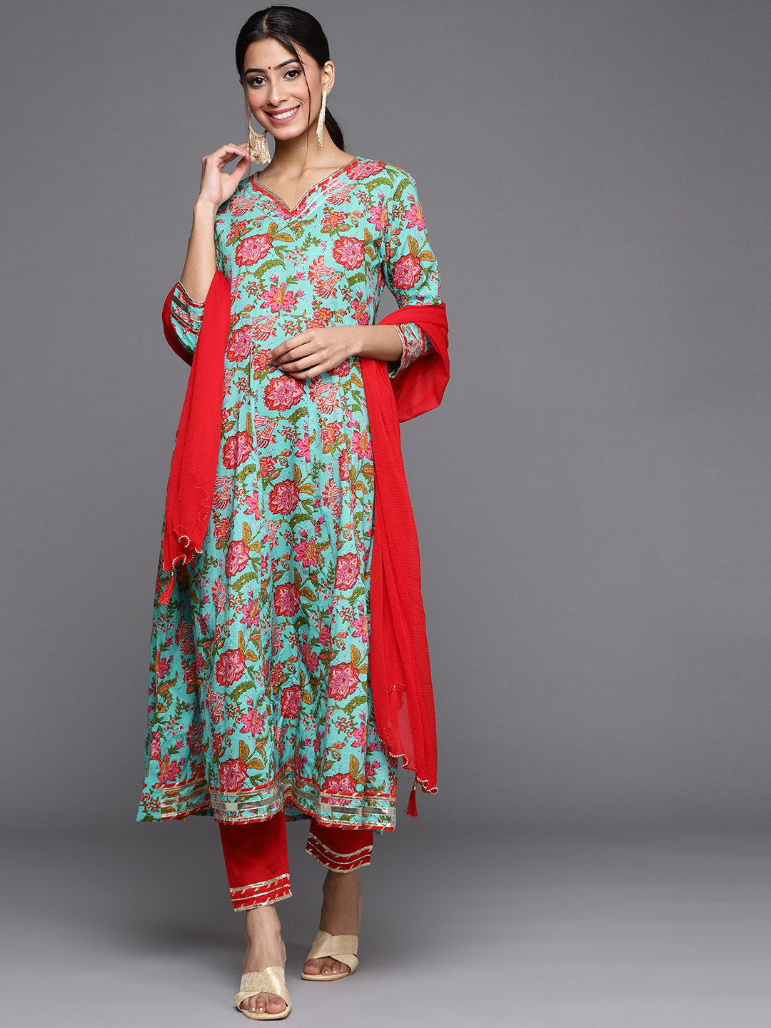 Varanga Women Blue & Pink Kalamkari Printed Anarkali Kurta with Trousers & Dupatta